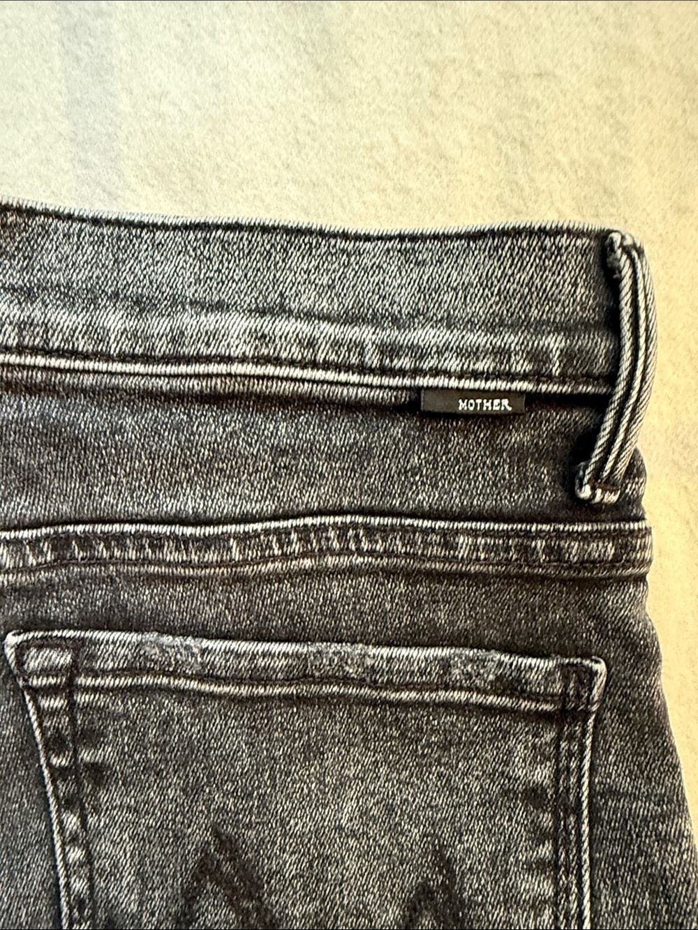 MOTHER The Seamed Swooner Skimp Jean in Train Stops Size 32 - Picture 9 of 16
